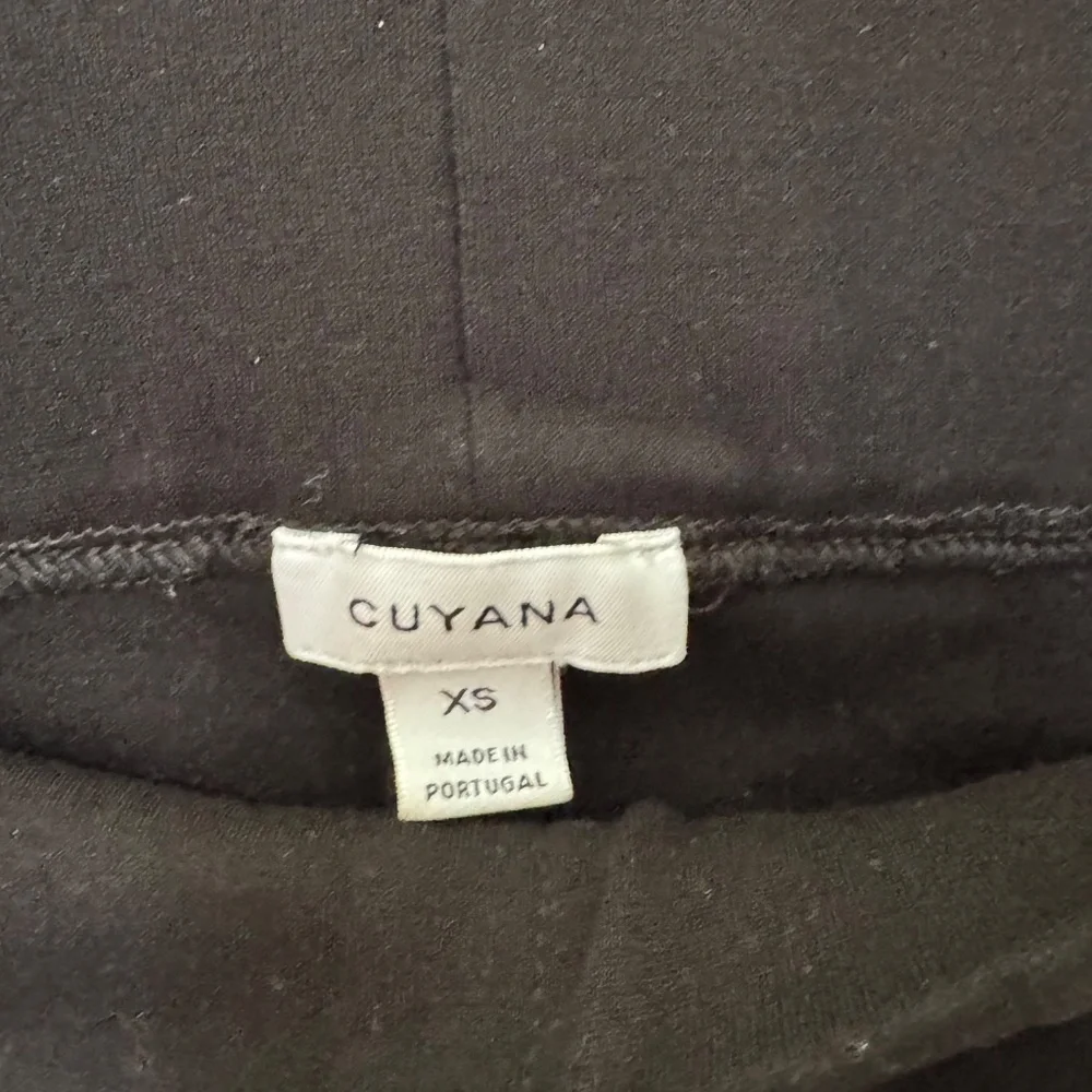 Cuyana Ponte Legging Pant - Picture 11 of 11